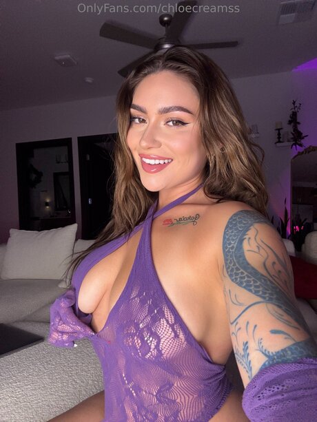 Chloecreamss onlyfans model