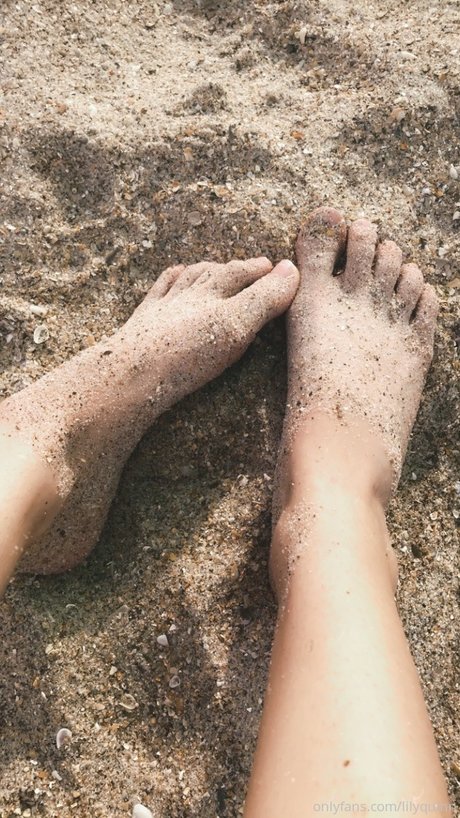 Lily Quinn onlyfans leak porn