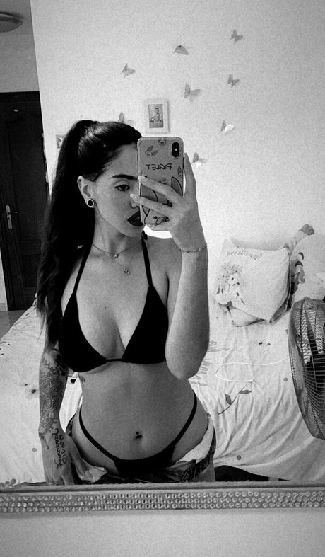 Valensoloella tits onlyfans