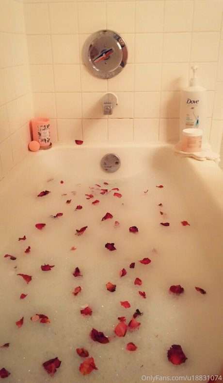 Zoeyt123 onlyfans nude content