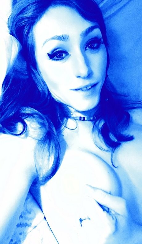 Zoeyt123 onlyfans creator