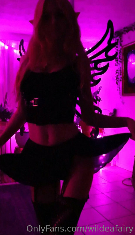 Emerald Wildea naked onlyfans