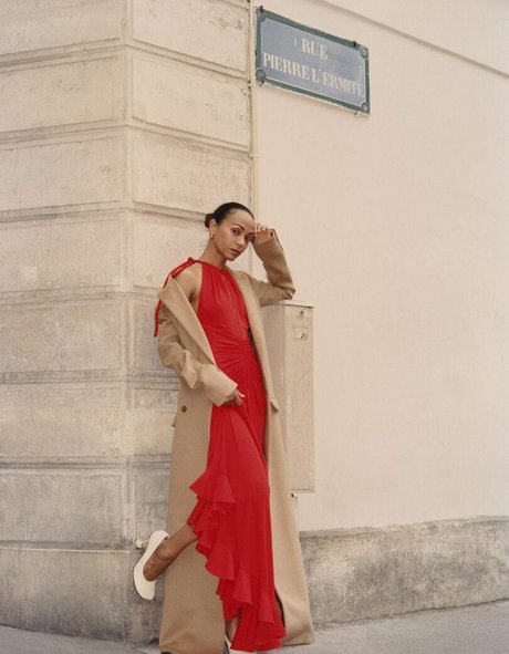 Zoe Saldana topless onlyfans