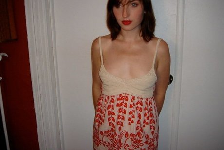 Zoe Lister Jones onlyfans