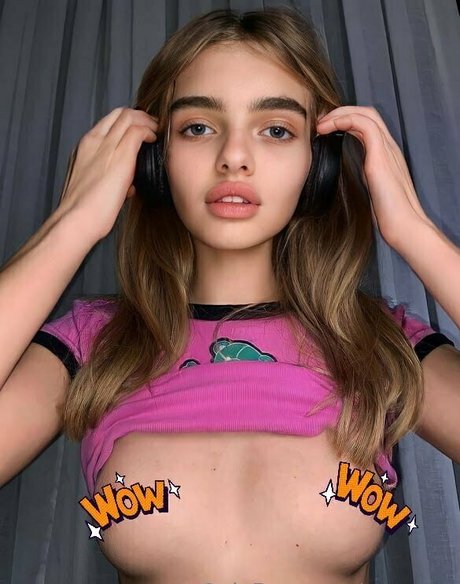 zoe cox onlyfans nude photos