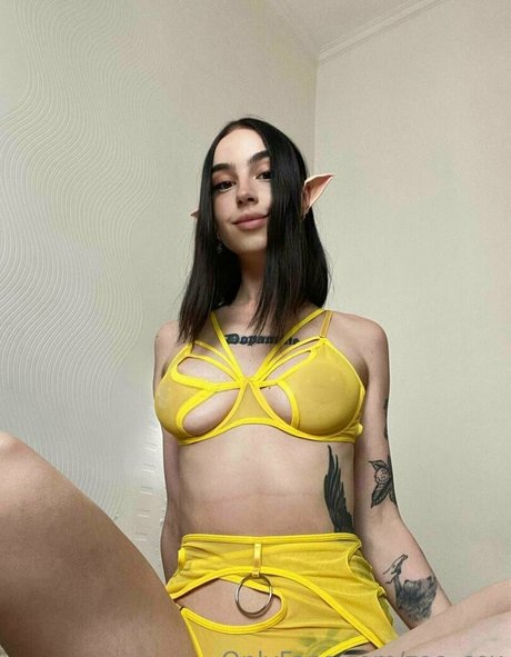 zoe cox onlyfans nide