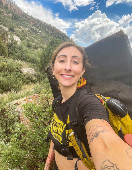 male onlyfans pretty picture