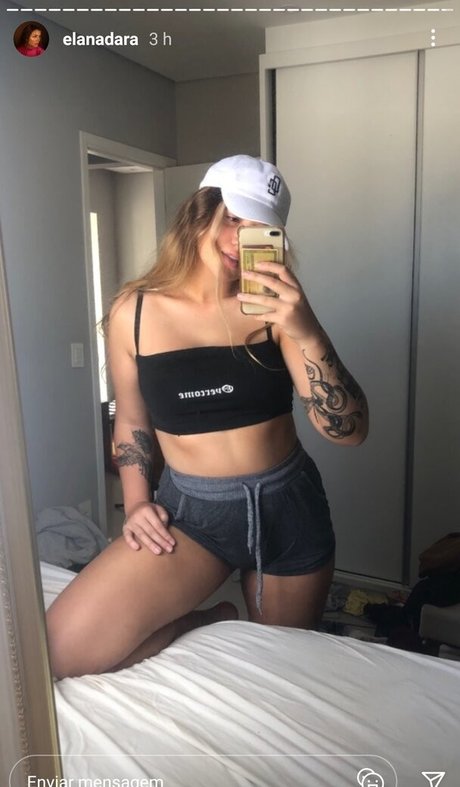 Elana Dara onlyfans model images
