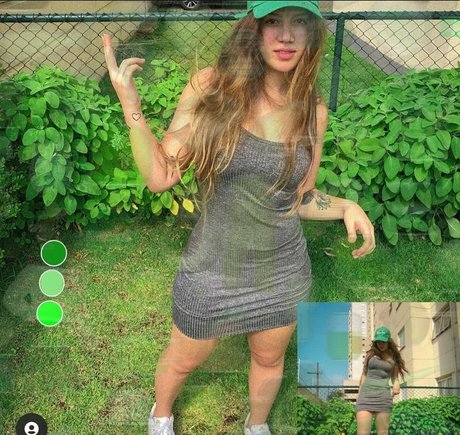 Elana Dara onlyfans nude tits