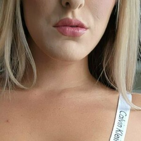 scarletwintersfree naked onlyfans leaks