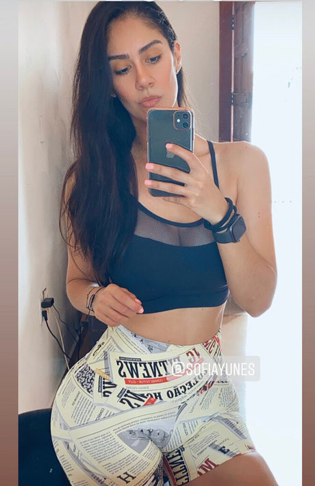 Sofia Yunes feet onlyfans