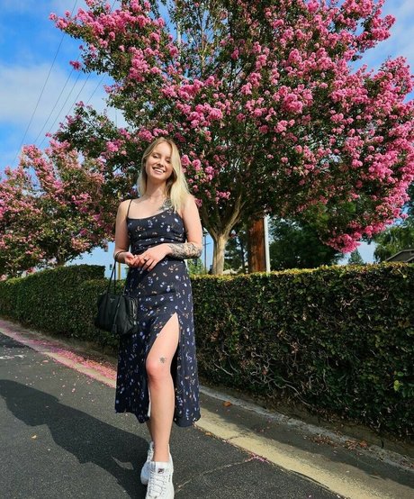 Sonja Reid onlyfans nude leak