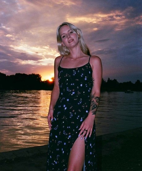 Sonja Reid onlyfans mega