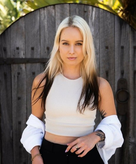 uncensored free onlyfans nude image