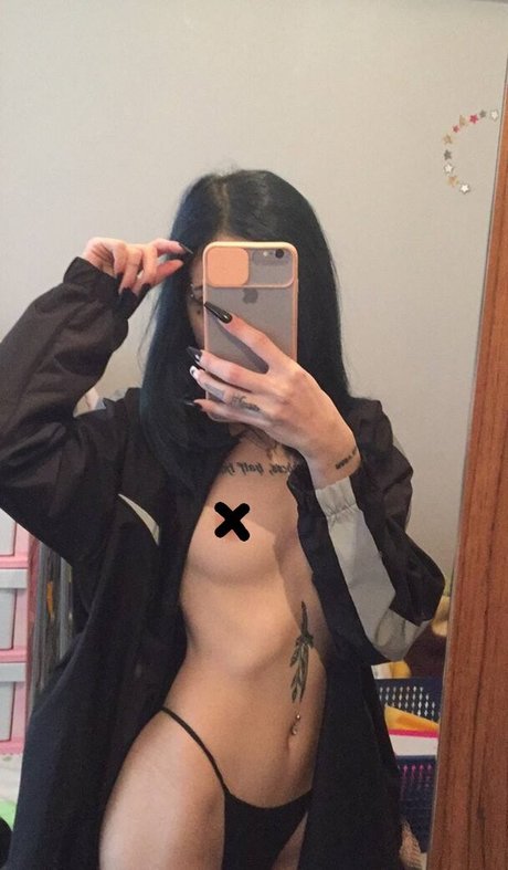 u munch onlyfans model photo