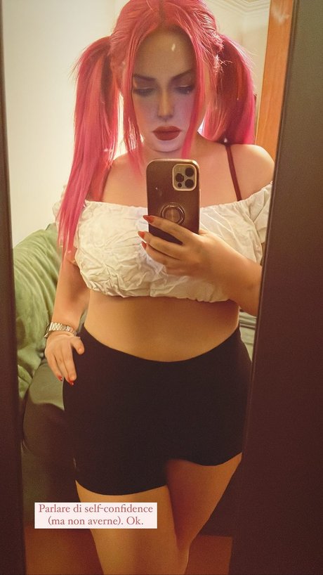 Red Lilium onlyfans leaked free