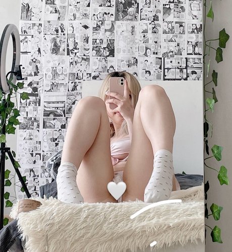 Baby jeyy__jenny sweety_ onlyfans nudes leak