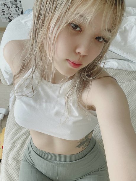 Baby jeyy__jenny sweety_ nude only fans