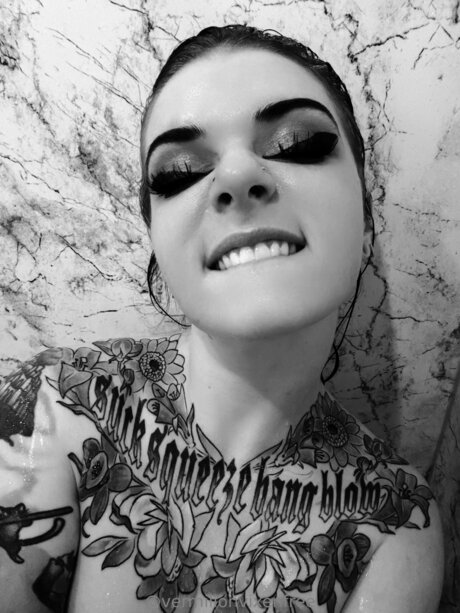 Vermilionvixenfree leaks onlyfans