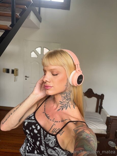 ebony gilf onlyfans hot sexy print