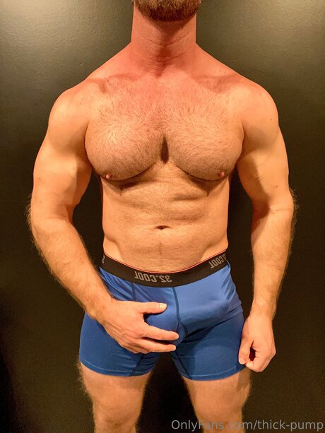 Thick Pump nude onlyfans