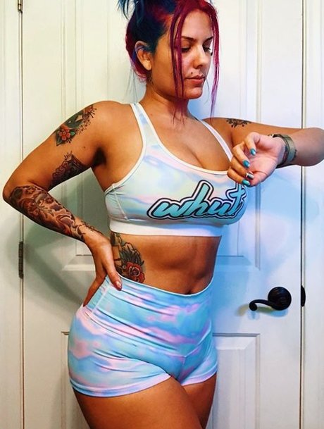 TheZombiUnicorn onlyfans nude photos