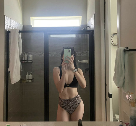 Catlyn Crespo only fans xxx