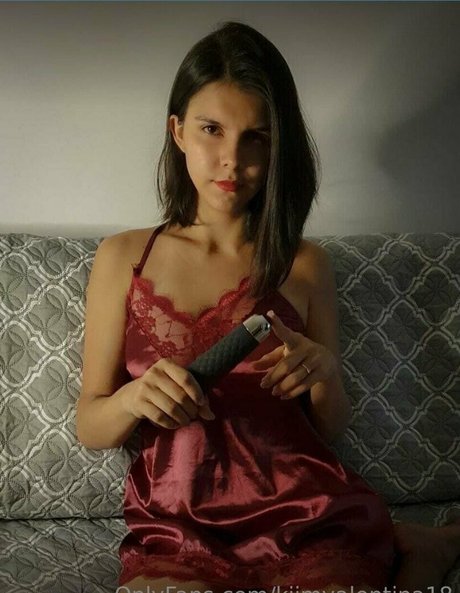 Kiimvalentina18 only fans nudes