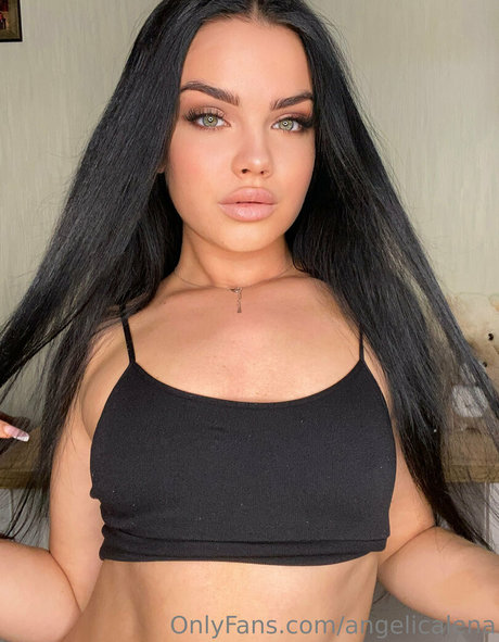 angelicalena onlyfans leaks.