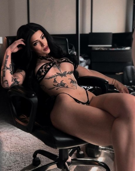 Darla Eliza only fans nude