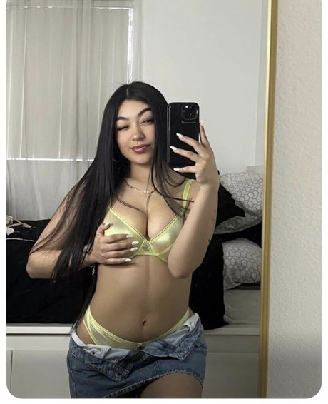 Jackie Ybarra onlyfans nude leak