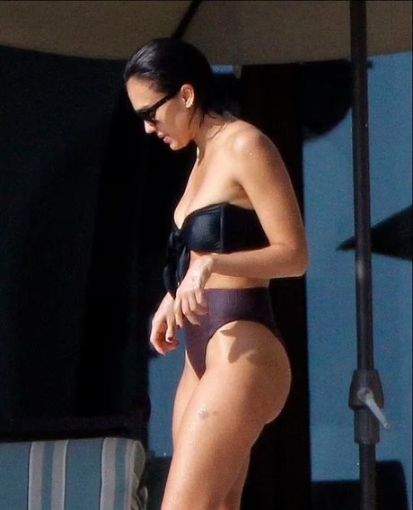 beautiful feet onlyfans free naked photo