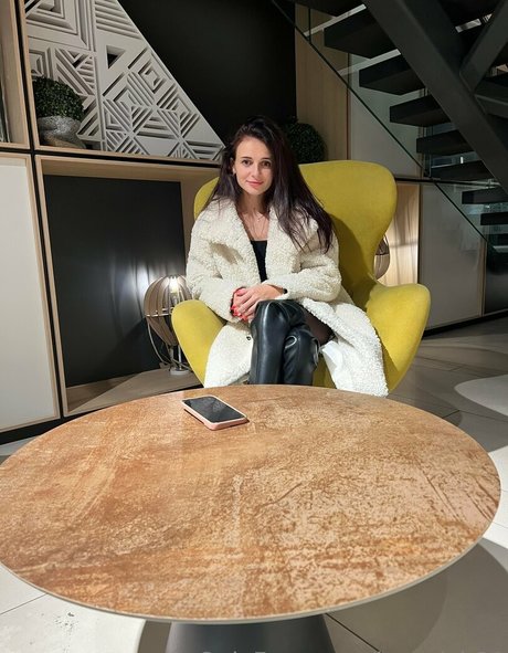 creamy pussy onlyfans hot portrait