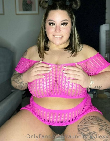 raunchy ryliexx onlyfans star