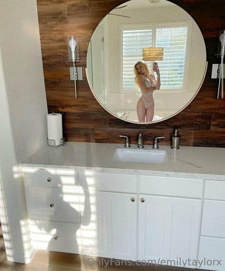 MSFIIIRE onlyfans leak nudes