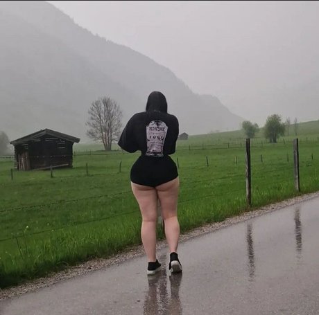 thethreeheadedsnake onlyfans mega