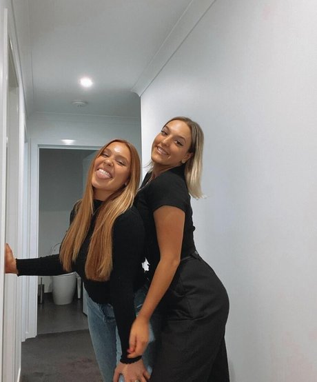 Alanna Pow nudes only fans