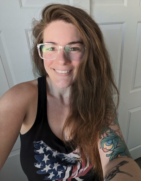 chickyredcheeks sexy onlyfans