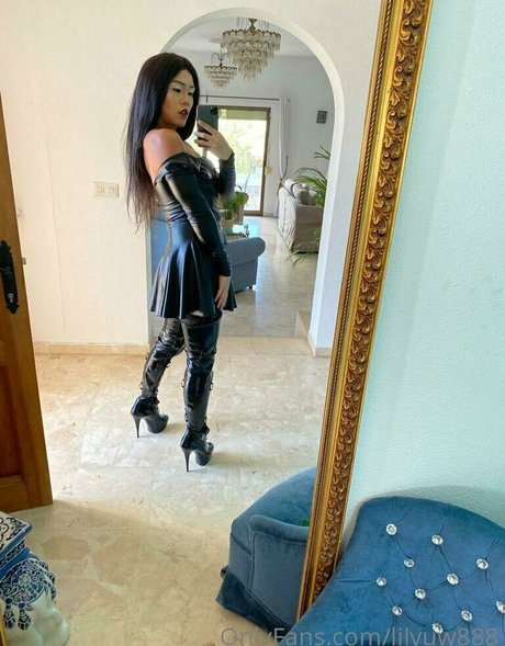 ts lilyuw88 onlyfans leaked pics