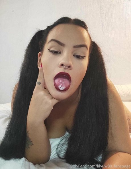 ts lilyuw88 only fans xxx