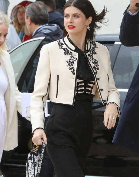 red hair onlyfans pornos illustration