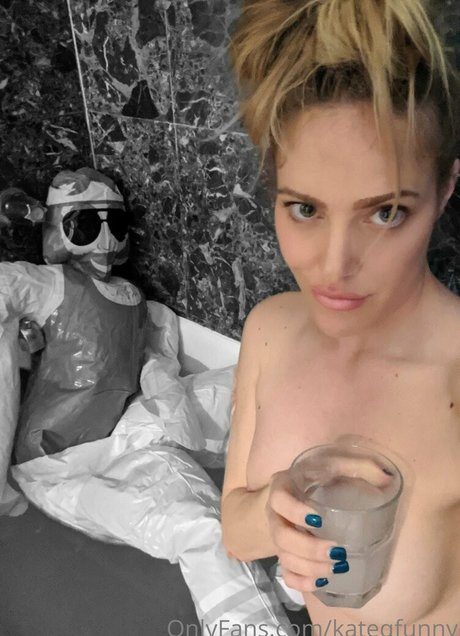 Kate Quigley onlyfans nude leaked