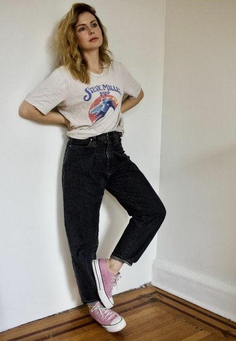 Rose McIver naked onlyfans