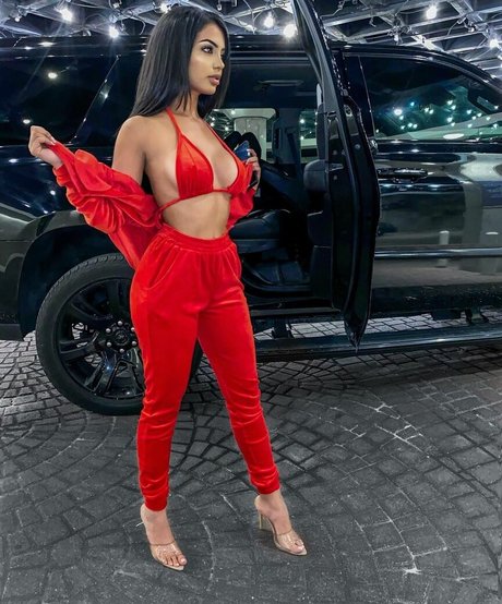 Aneeqa Farid only fans leak