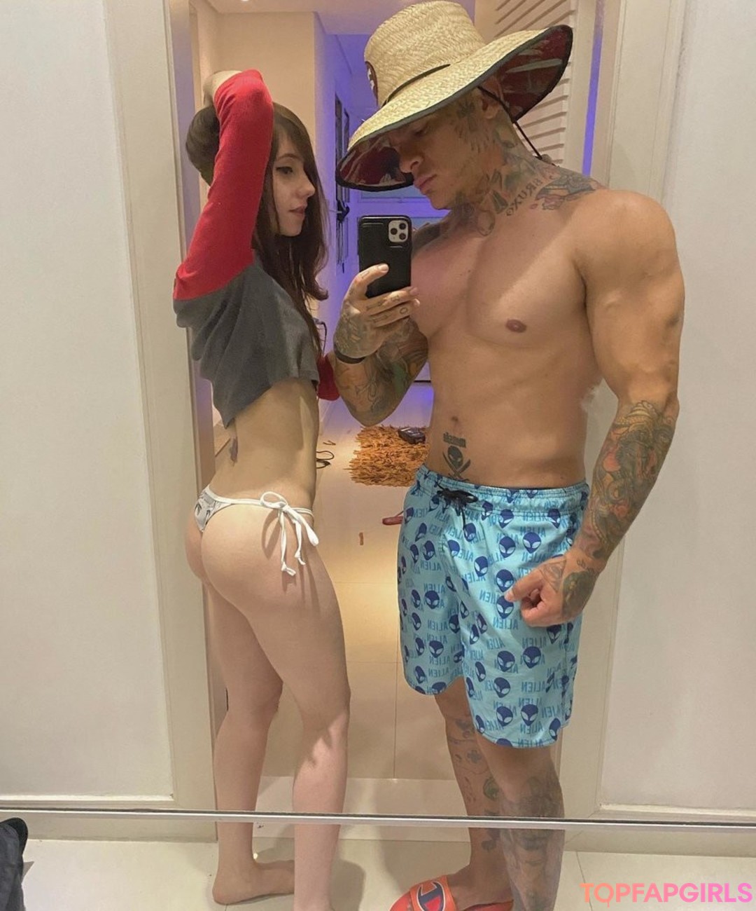 Sayuri Mattar topless onlyfans