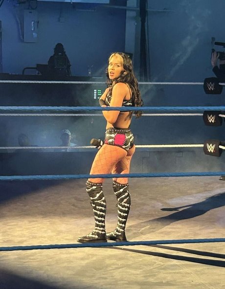 Cora Jade onlyfans mega