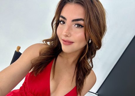 BotezLive only fans photos