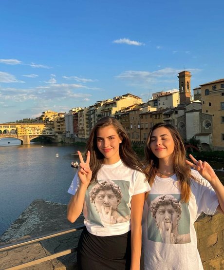 BotezLive only fans nude leaks