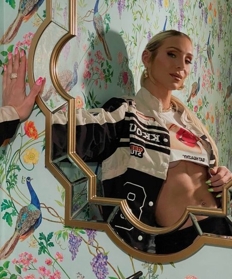 Charlotte Flair nudes onlyfans leaked