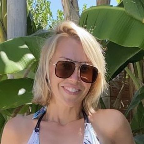 Laura Hamilton boobs onlyfans